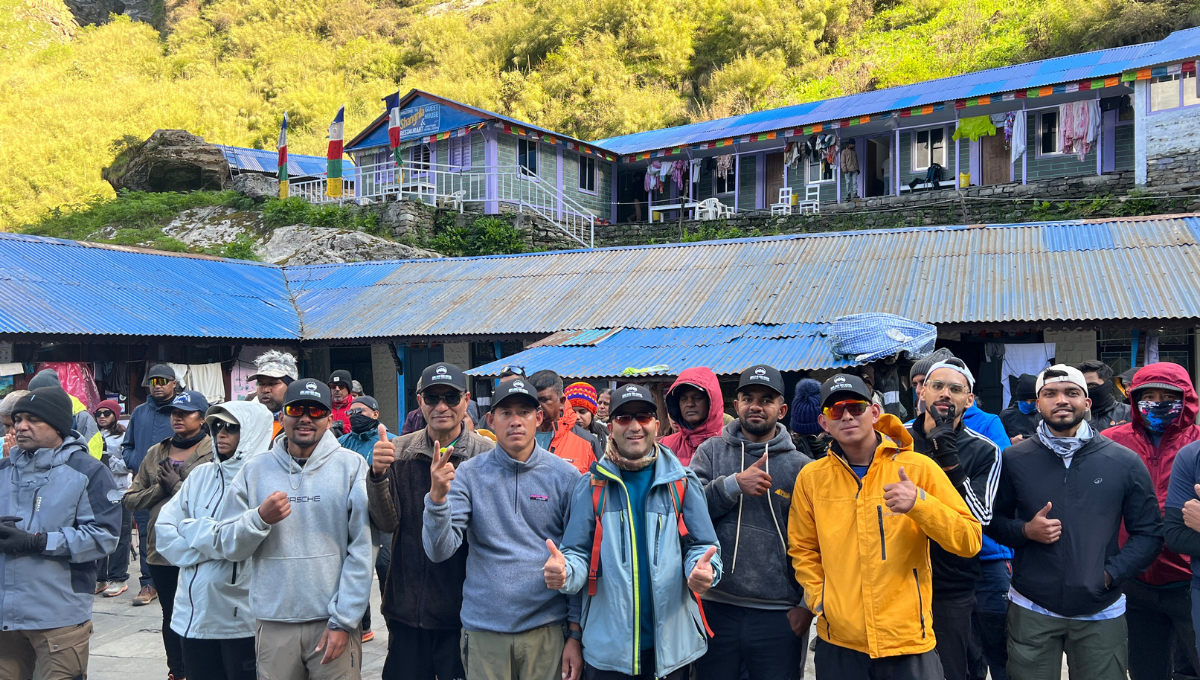 Trek to Deurali