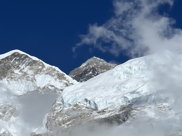 everest in winter