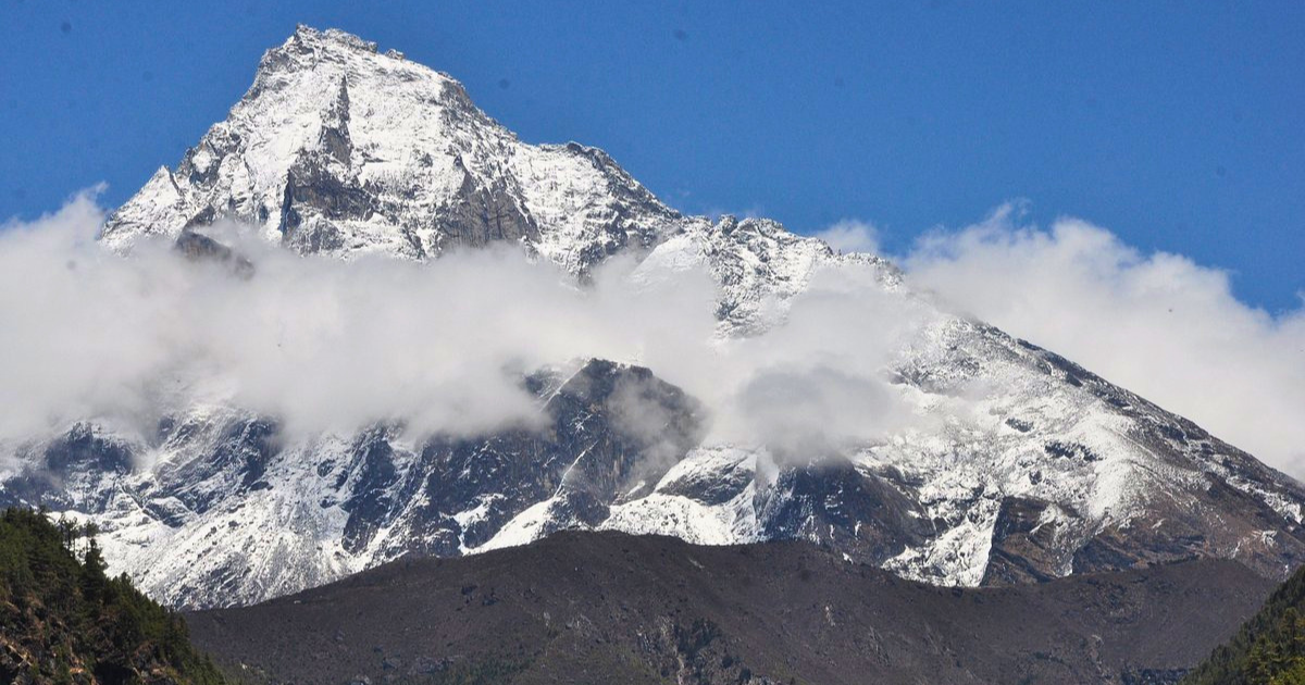 Everest Base Camp Trek April
