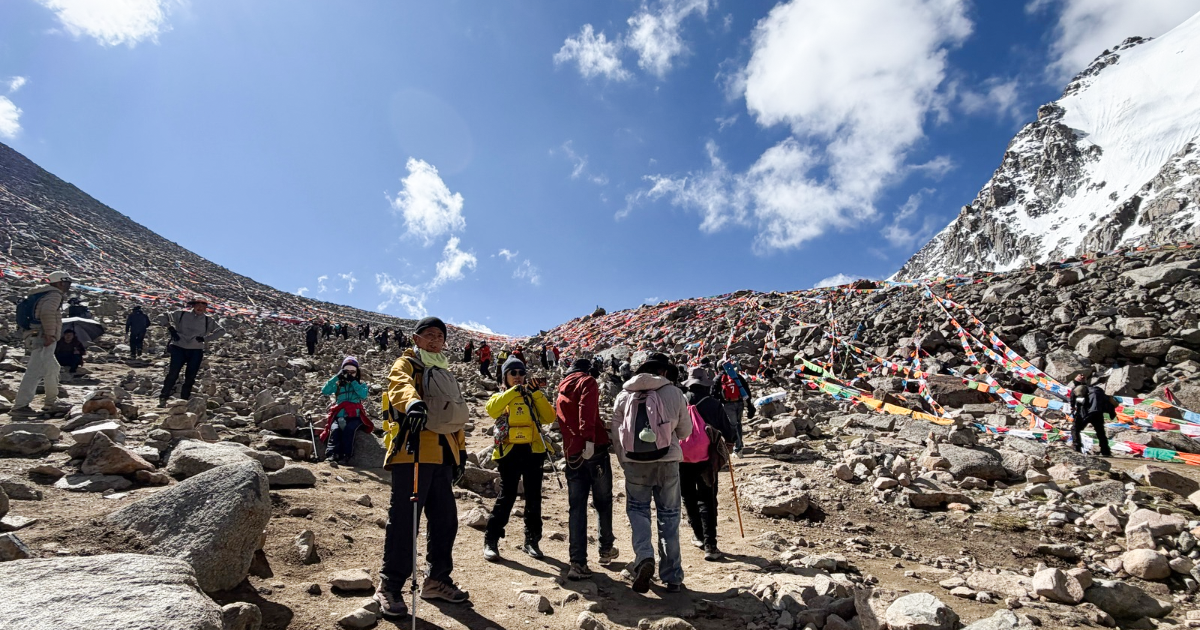 Hike to Dolma La Pass